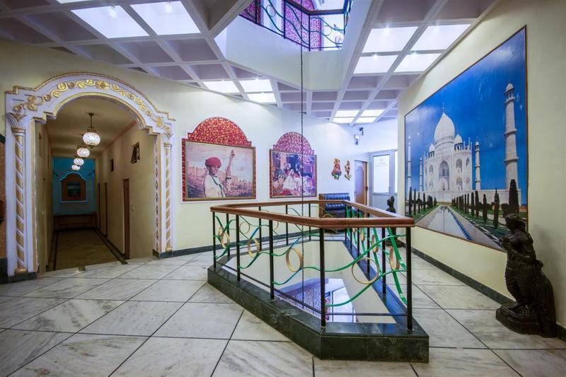 Hotel Taj Plaza, Vip Road, 3*