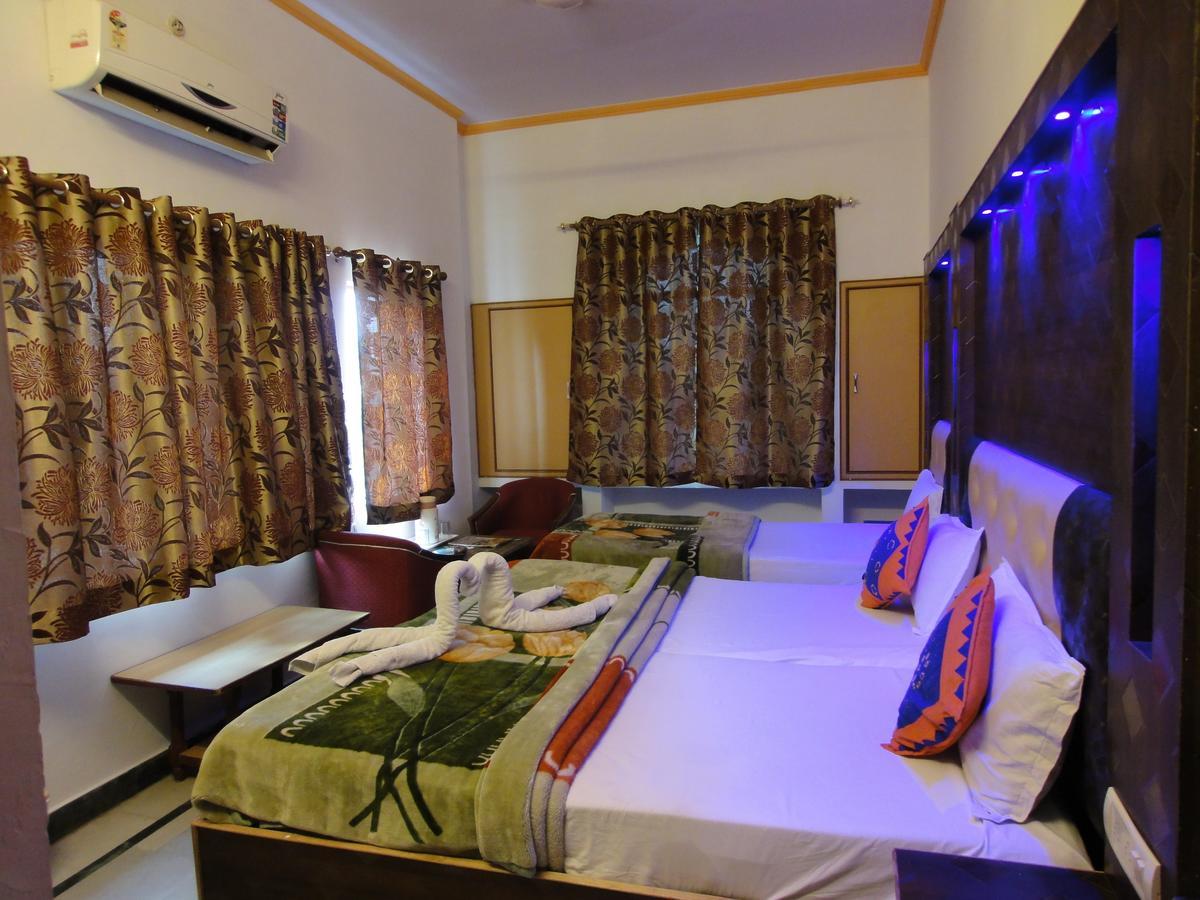 Taj Plaza, Vip Road, Agra (Uttar Pradesh)